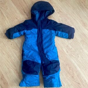 LL Bean Cold Buster baby snowsuit size 6-12 months